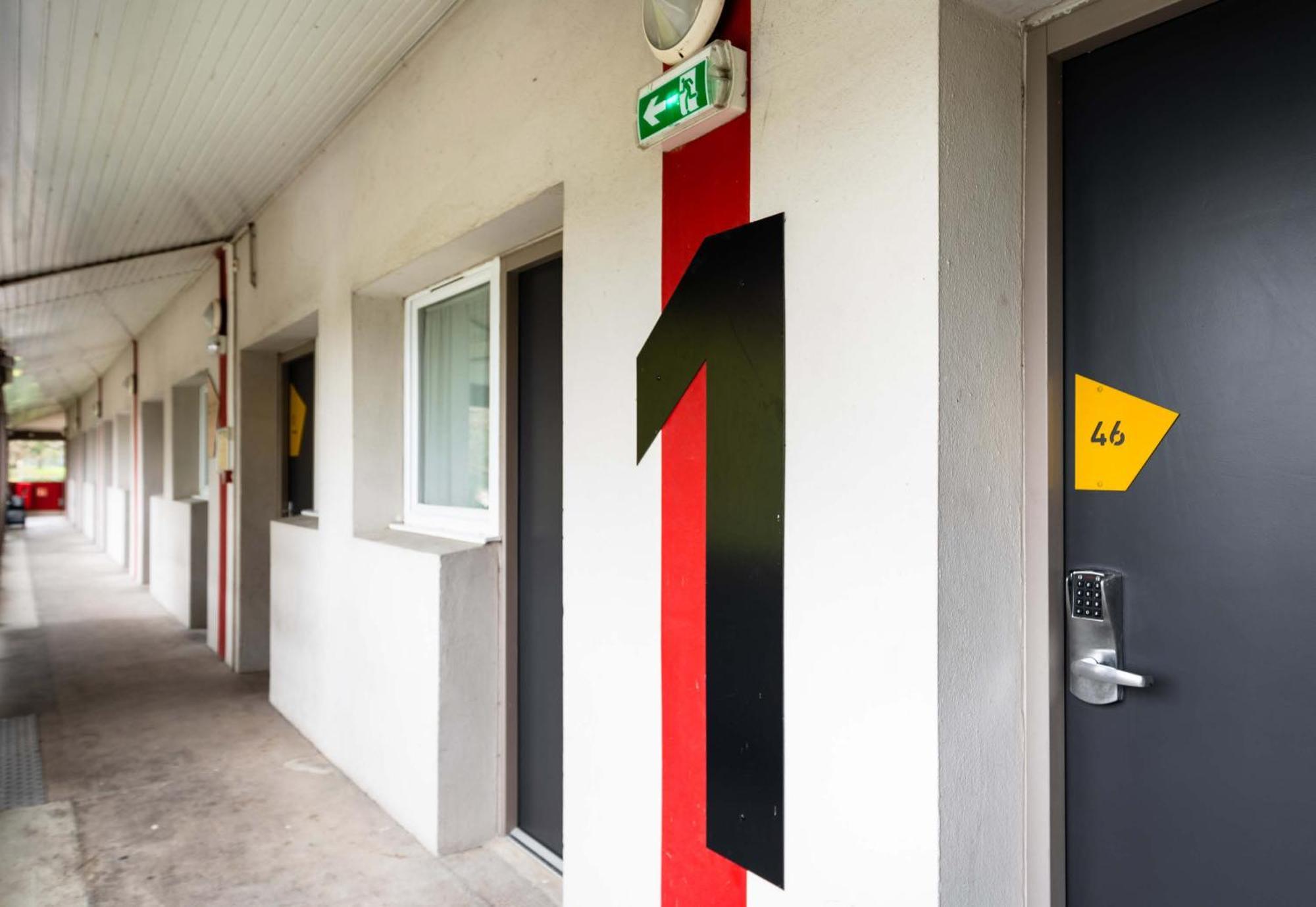 Brest Kergaradec Aeroport Hotel 2*