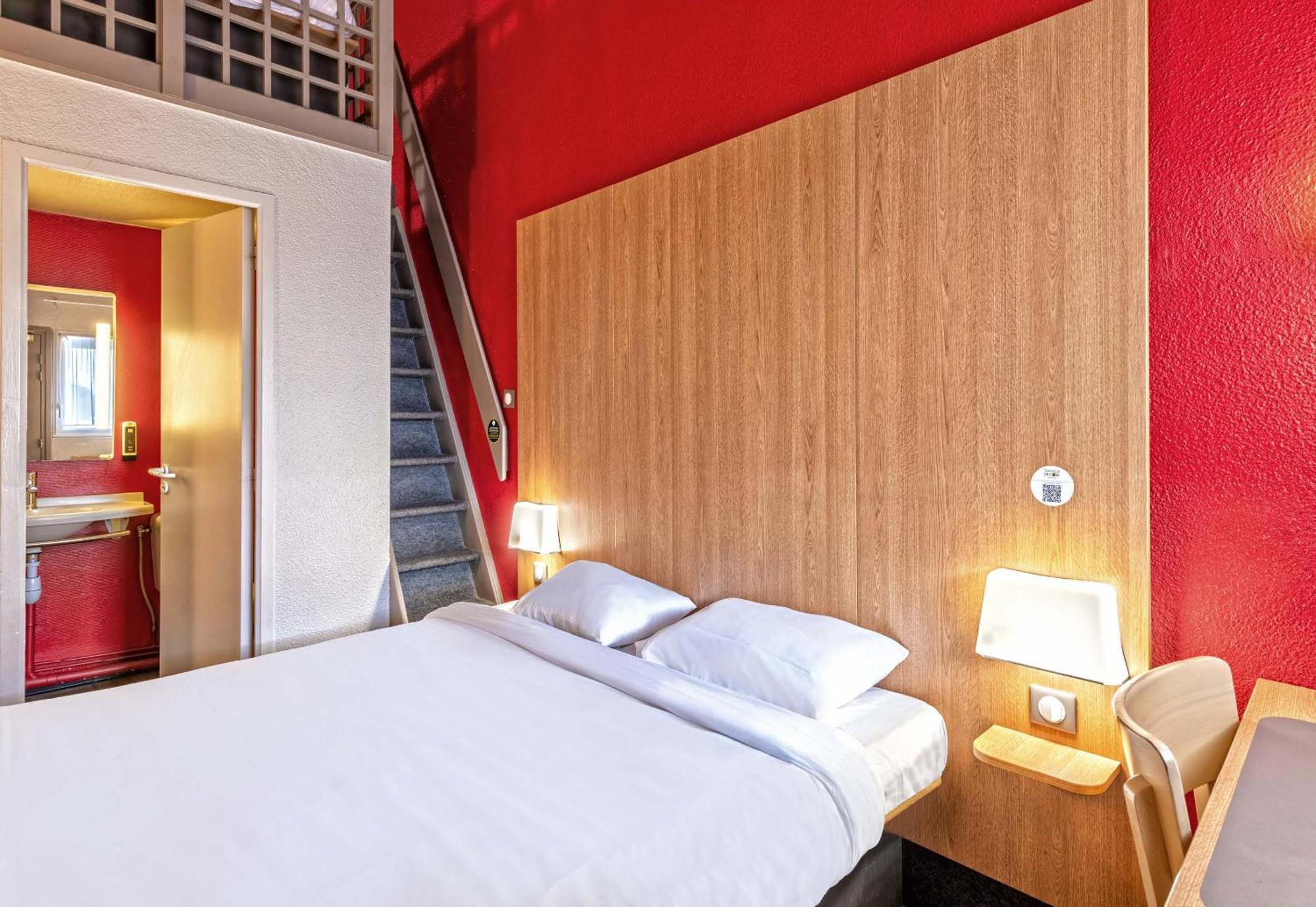 Hotel Brest Kergaradec Aéroport 2*