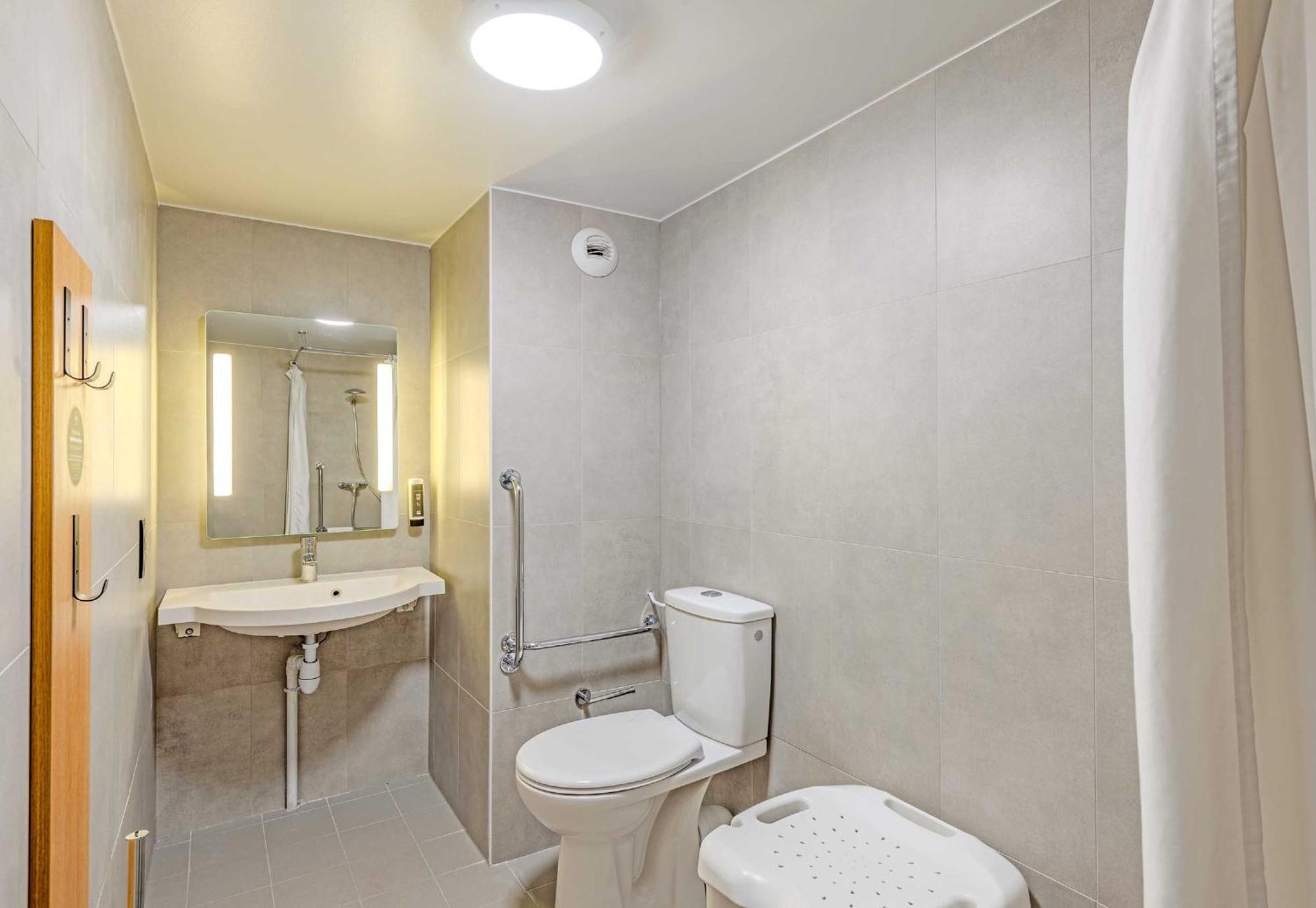 Hotel Brest Kergaradec Aeroport Gouesnou